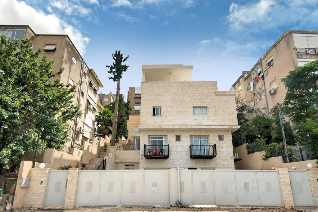 Casa De Aharon Apartments Haifa Esterno foto
