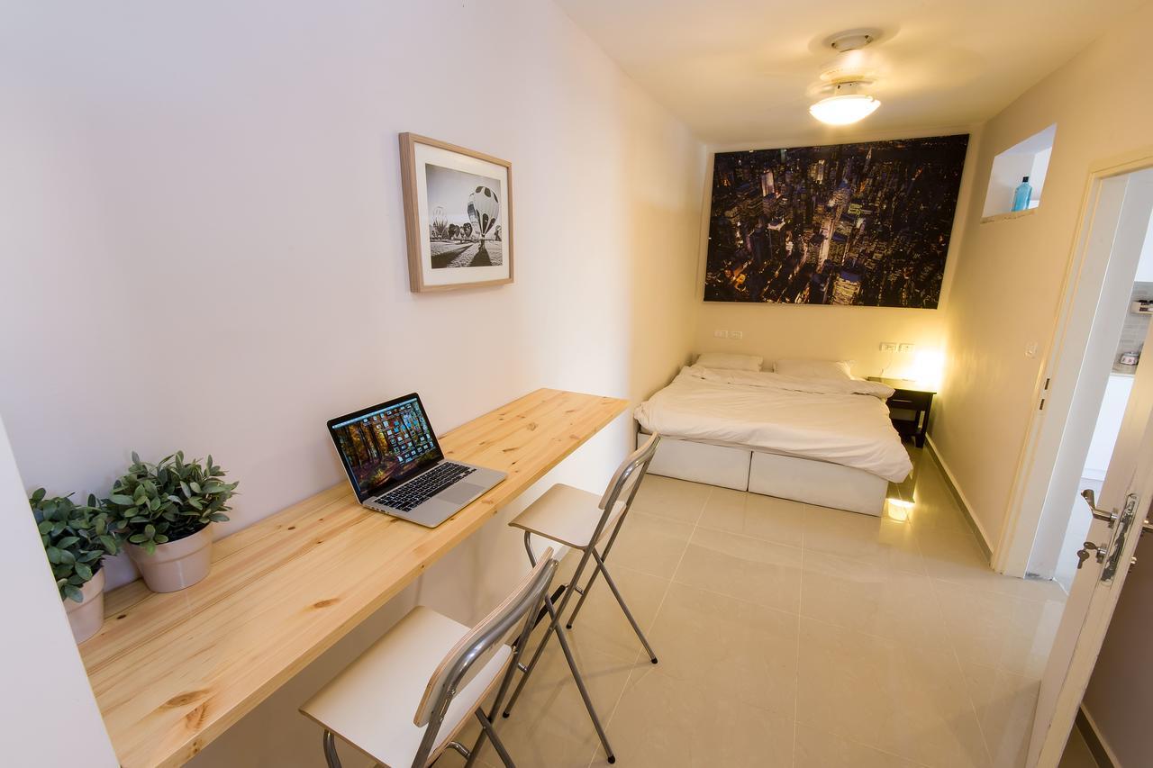 Casa De Aharon Apartments Haifa Esterno foto