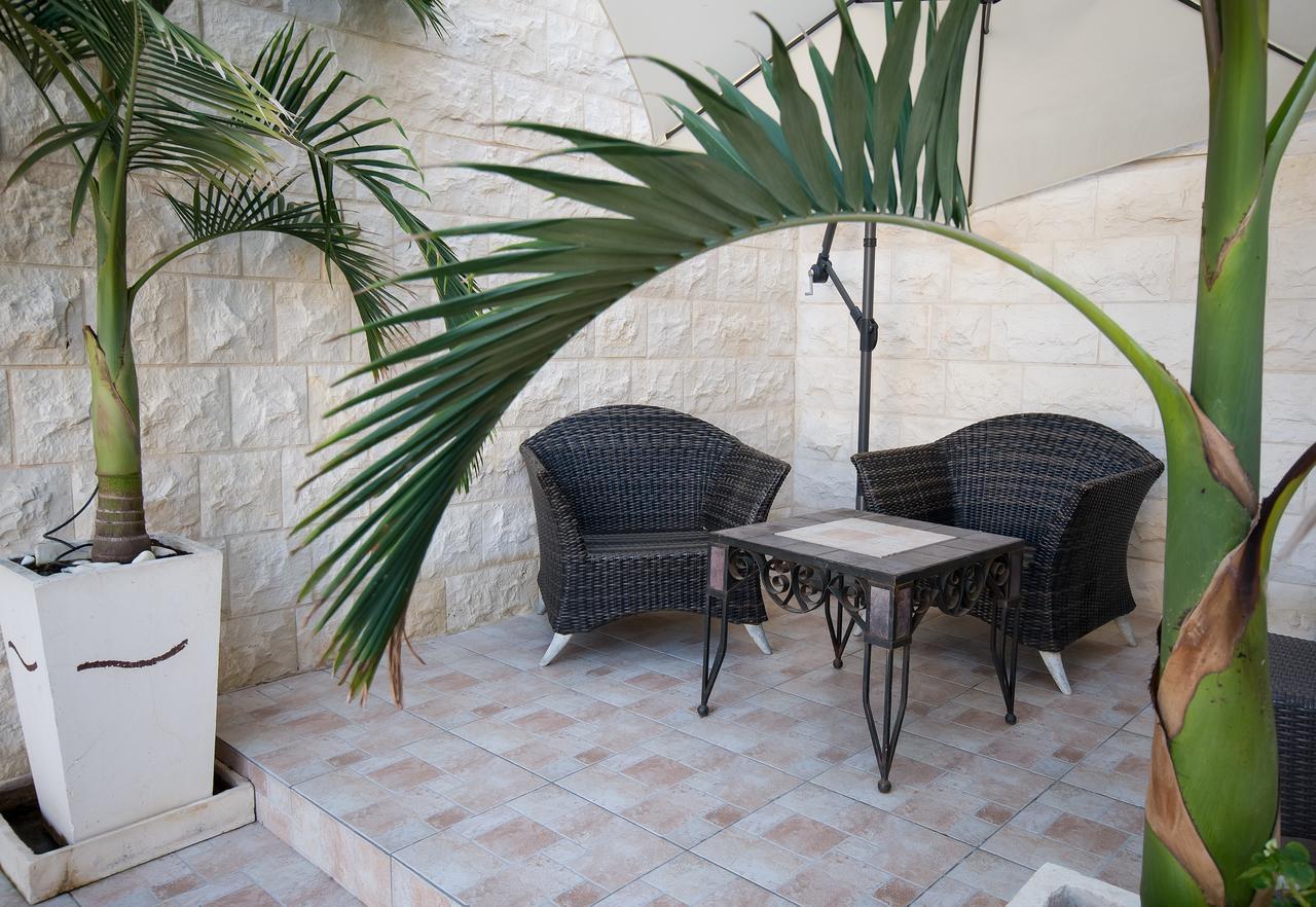 Casa De Aharon Apartments Haifa Esterno foto