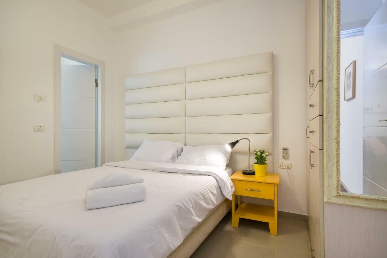 Casa De Aharon Apartments Haifa Esterno foto